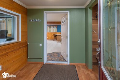 Heated Entry Way, Perfect for Snowy Days