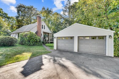 833 East St, Middletown, CT 06457 - photo 4