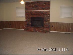 FAMILY RM WITH FIREPLACE