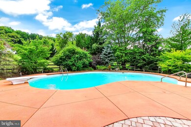 27 Mulligan Dr, Reading, PA 19606 - photo 4