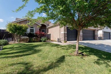 6840 E Simpson Ave, Fresno, CA 93727 - photo 2