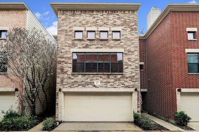 425 W 26th St, Houston, TX 77008 - photo 2