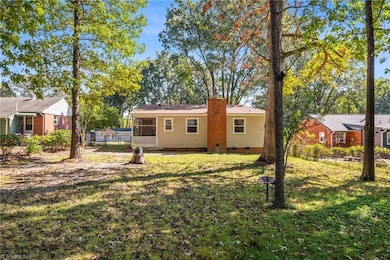 1606 Dunbar St, Greensboro, NC 27401 - photo 5