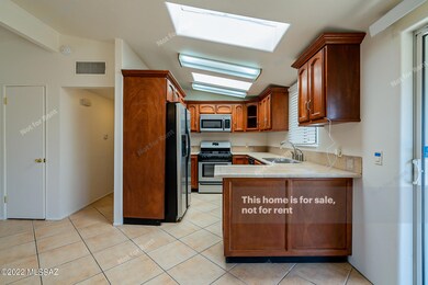 4457 E Montecito St, Tucson, AZ 85711 - photo 6