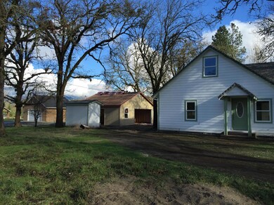 3691 New Hope Rd, Grants Pass, OR 97527 - photo 2