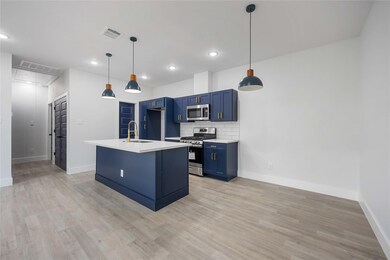 8221 Tower St unit A, Houston, TX 77088 - photo 4