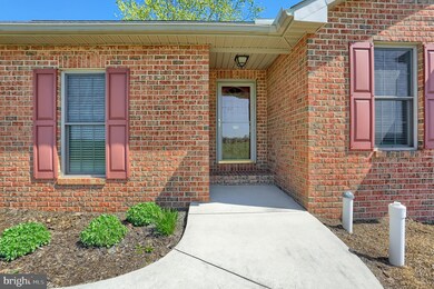 740 Joy Dr, Greencastle, PA 17225 - photo 4