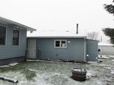 2939 Strong St, Highland, IN 46322 - photo 5