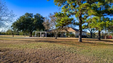380 Clinton Rd, Cuero, TX 77954 - photo 6