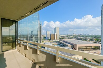 The Greenway unit 21P, Houston, TX 77046 - photo 7