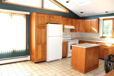 197 Ray Ave, Woonsocket, RI 02895 - photo 5