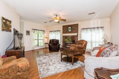 1812 great room 2