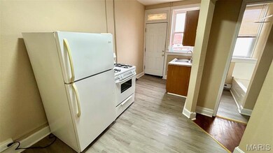 7166 Lyndover Place unit F, Maplewood, MO 63143 - photo 3