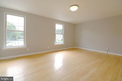 18 Dorchester Cir, Marlton, NJ 08053 - photo 4