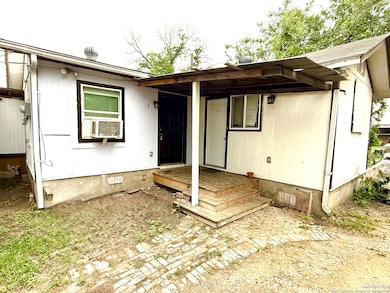 2614 Monterey St unit 5, San Antonio, TX 78207 - photo 2