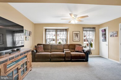 3207 Orchard View Rd unit 32A, Reading, PA 19606 - photo 6