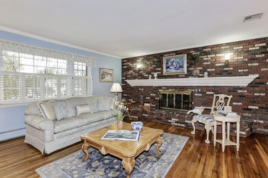 17 Rolling Knolls Dr, Middletown, NJ 07748 - photo 5