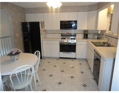 4 Freedom Ct, Johnston, RI 02919 - photo 5