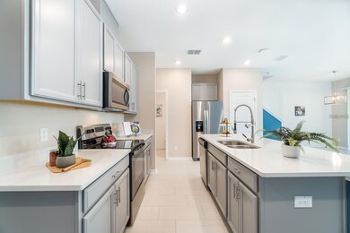 1118 Arbour Verde Ct, Tampa, FL 33613 - photo 4