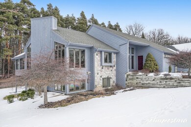 4915 N Quail Crest Dr SE, Grand Rapids, MI 49546 - photo 3