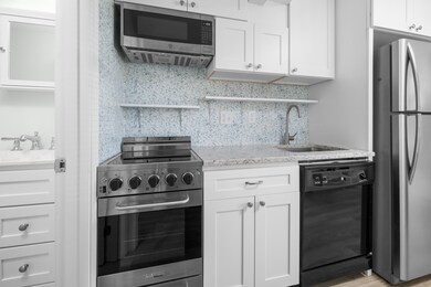 1072 Post Rd unit 102, Wells, ME 04090 - photo 7