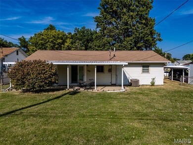 4606 Heege Rd, Saint Louis, MO 63123 - photo 5