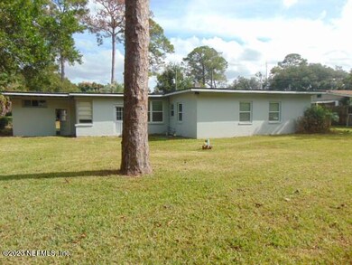 1650 Hazelhurst Dr, Jacksonville, FL 32216 - photo 5