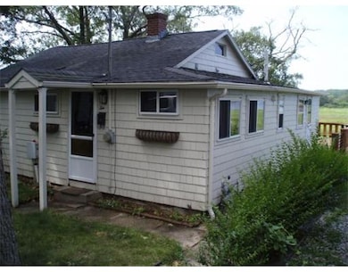 10 Chestnut Place, Hingham, MA 02043 - photo 2