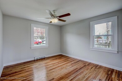 19-Bedroom