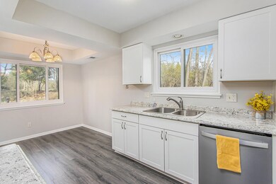 3806Greenleaf_9