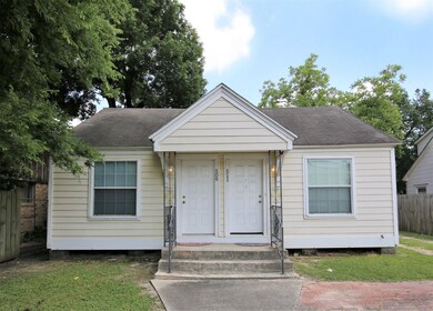 509 Caplin St, Houston, TX 77022 - photo 2