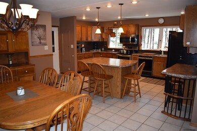 21 Knollwood Dr, Saratoga Springs, NY 12866 - photo 5