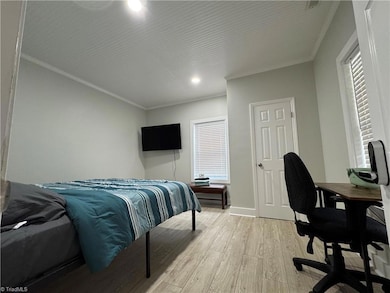 409 E Whittington St, Greensboro, NC 27406 - photo 6