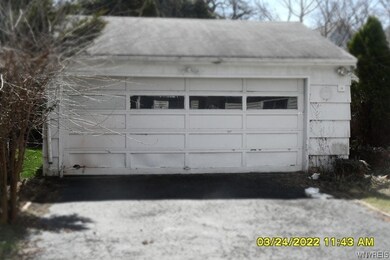229 Sommer St, North Tonawanda, NY 14120 - photo 2