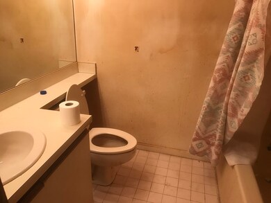 700 Shore Dr unit 407, Fall River, MA 02721 - photo 6