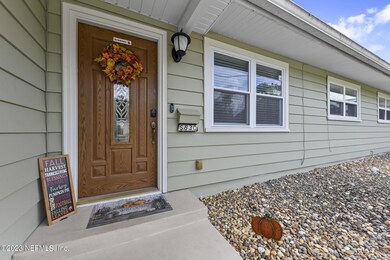 6830 Mother Goose Rd, Jacksonville, FL 32210 - photo 3