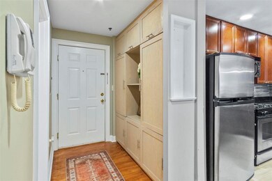 515 Gregory Ave unit 2, Weehawken, NJ 07086 - photo 2