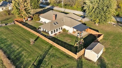 13870 S Moonlight Rd, Olathe, KS 66061 - photo 4