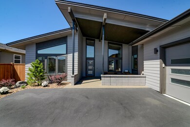 3723 SW 47th St, Redmond, OR 97756 - photo 4