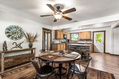 1801 Meander Rd, Granbury, TX 76049 - photo 6