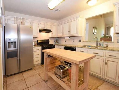 921 Goshawk Dr, Norman, OK 73072 - photo 5