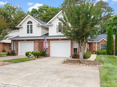 207 Forrestwood Ct, Hendersonville, NC 28792 - photo 4