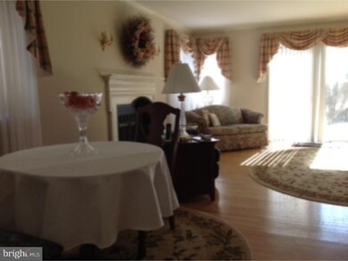 692 Inverness Dr, West Chester, PA 19380 - photo 3