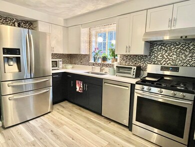 5 Sycamore Ln, MerriMacK, NH 03054 - photo 3