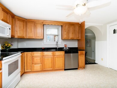 130 Holyoke St, Lynn, MA 01905 - photo 4