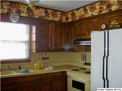 pretty cabinets in kitchen.