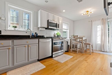 223 Neponset Ave unit 2, Boston, MA 02122 - photo 2