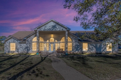 2622 Kendall Ln, Waco, TX 76705 - photo 3