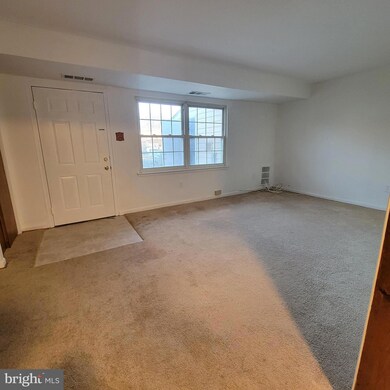 9175 Hitching Post Ln unit D, Laurel, MD 20723 - photo 3