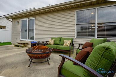 1310 Kennsington Dr, Findlay, OH 45840 - photo 6